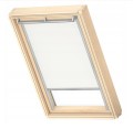 Roleta wewnętrzna zaciemniająca VELUX DKL UK04 134x98 do okien dachowych