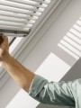 Żaluzja VELUX PAL SK08 114x140 do okien dachowych