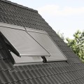 Roleta zewnętrzna VELUX SML UK08 do okien dachowych 134x140